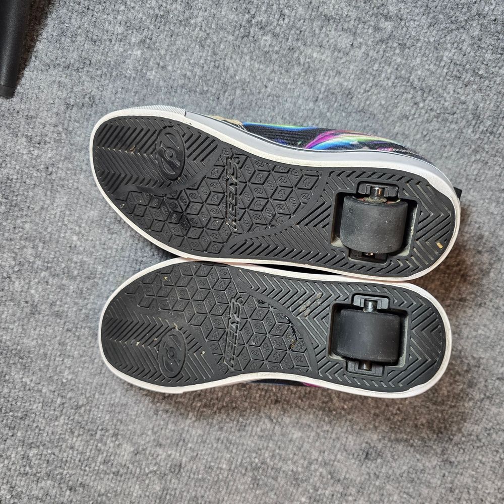 Heelys Kids Black Purple Multicolor Skate Shoes Size 4 Lace Up - Picture 8 of 9